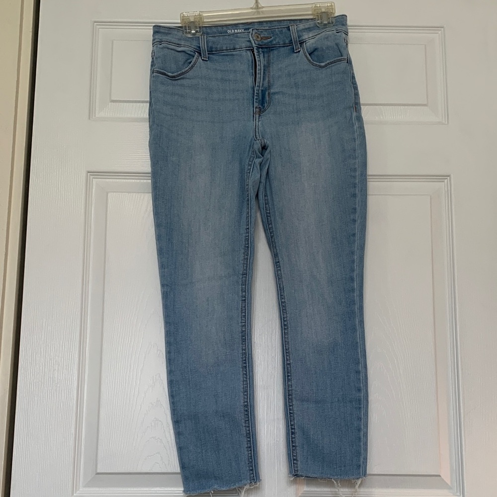 Old Navy Women's High Rise Super Skinny Light Wash Jeans Raw Hem Size 6